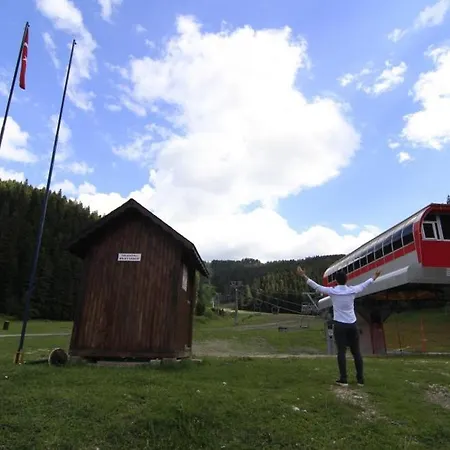 Campsite Kadincayiri Zipline Ve Piknik Alani Konsopa Tesisleri Comar